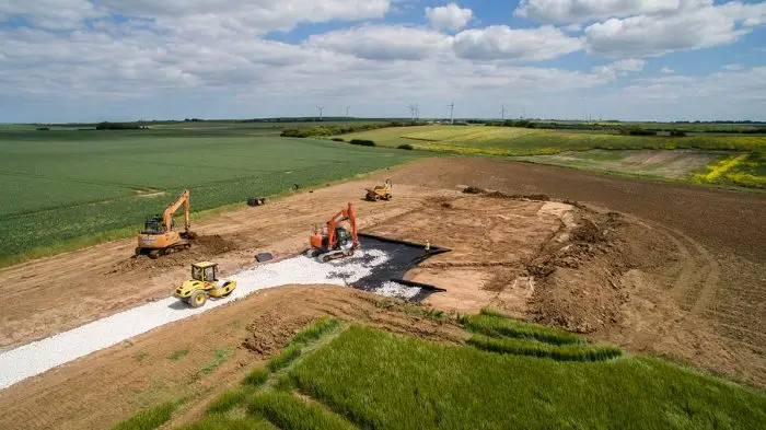 CLS: CIVIL ENGINEERING - DEMOLITION - GROUNDWORKS - NATIONWIDE - LINCOLNSHIRE BASED - CUT & FILL HULL